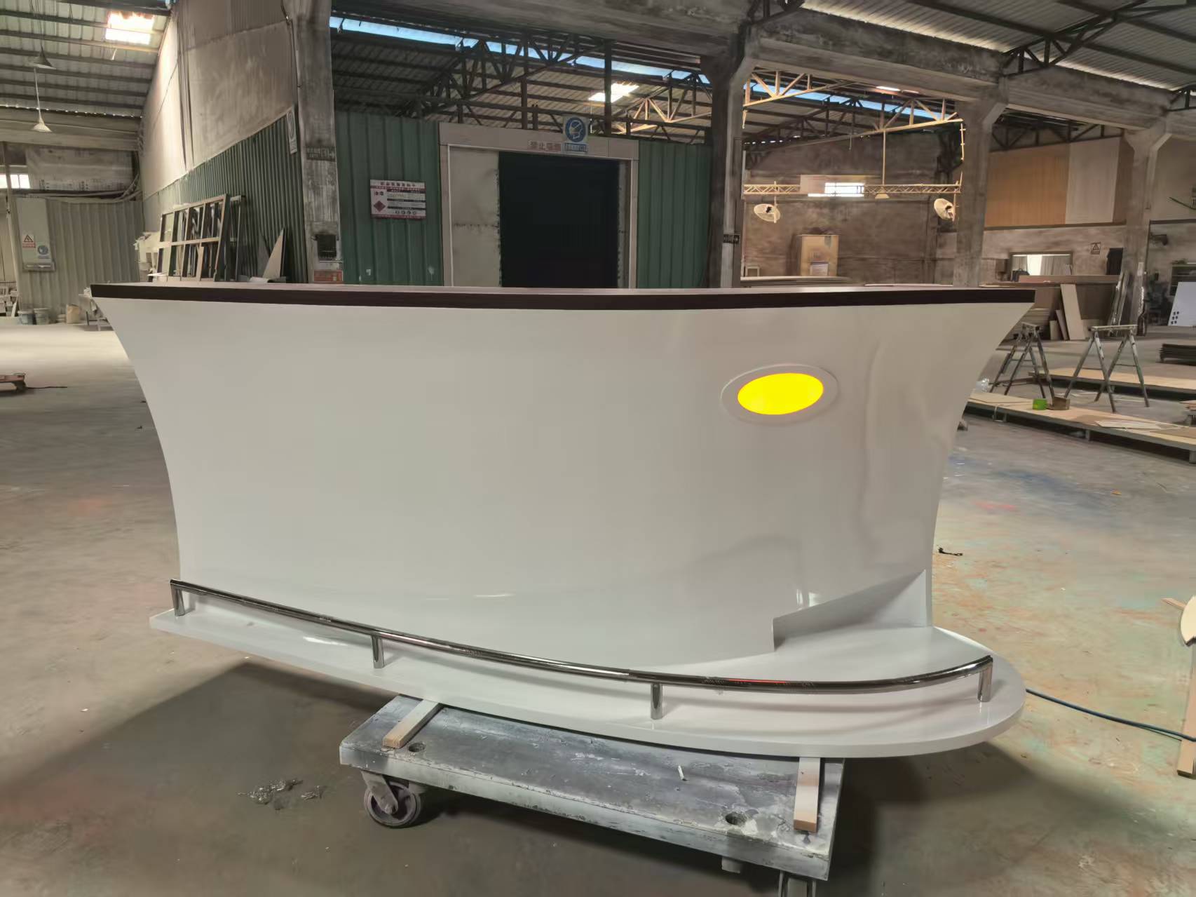 Illuminated cocktail bar table Corian artificial stone boat-shaped bar