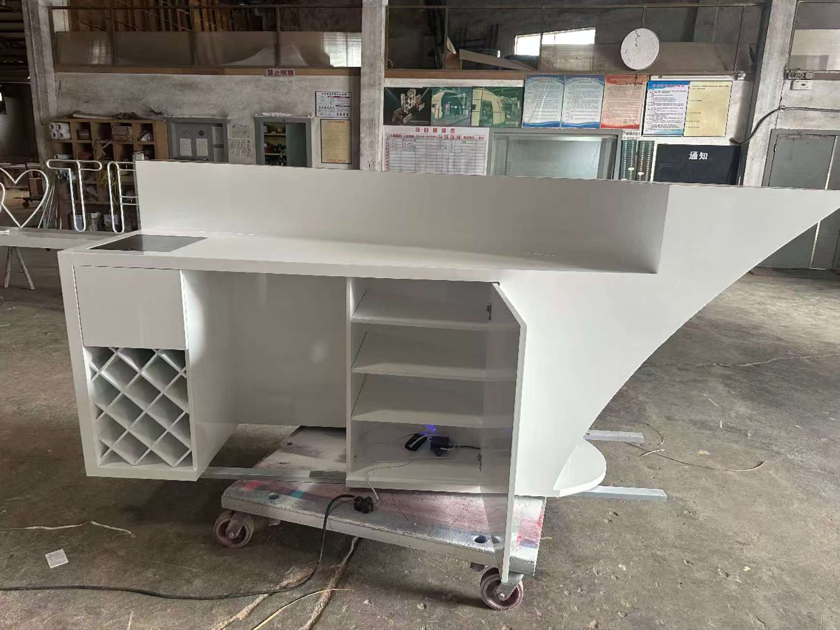 LED striped boat-shaped bar