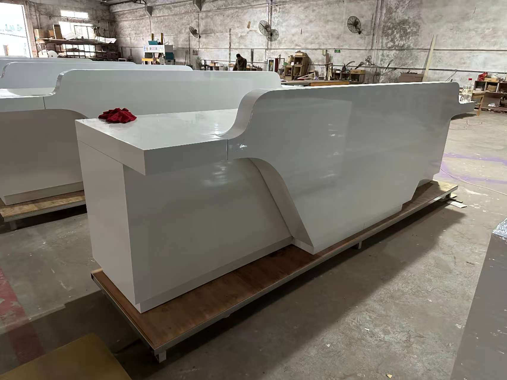 Minimalist high-end customized modern hotel company reception desk