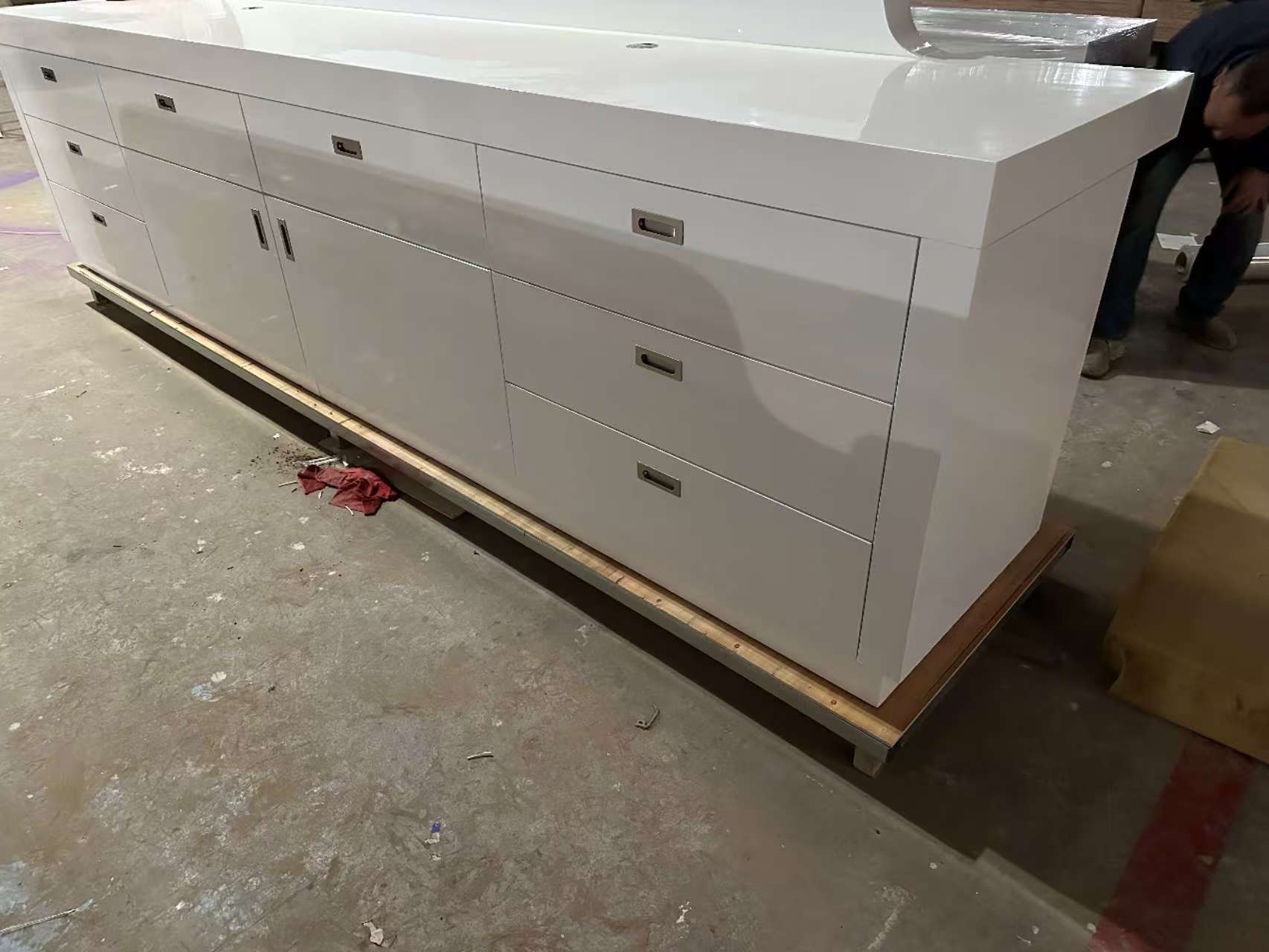 Minimalist high-end customized modern hotel company reception desk
