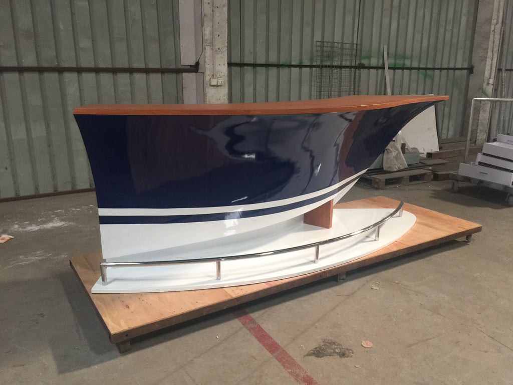 Red boat-shaped bar
