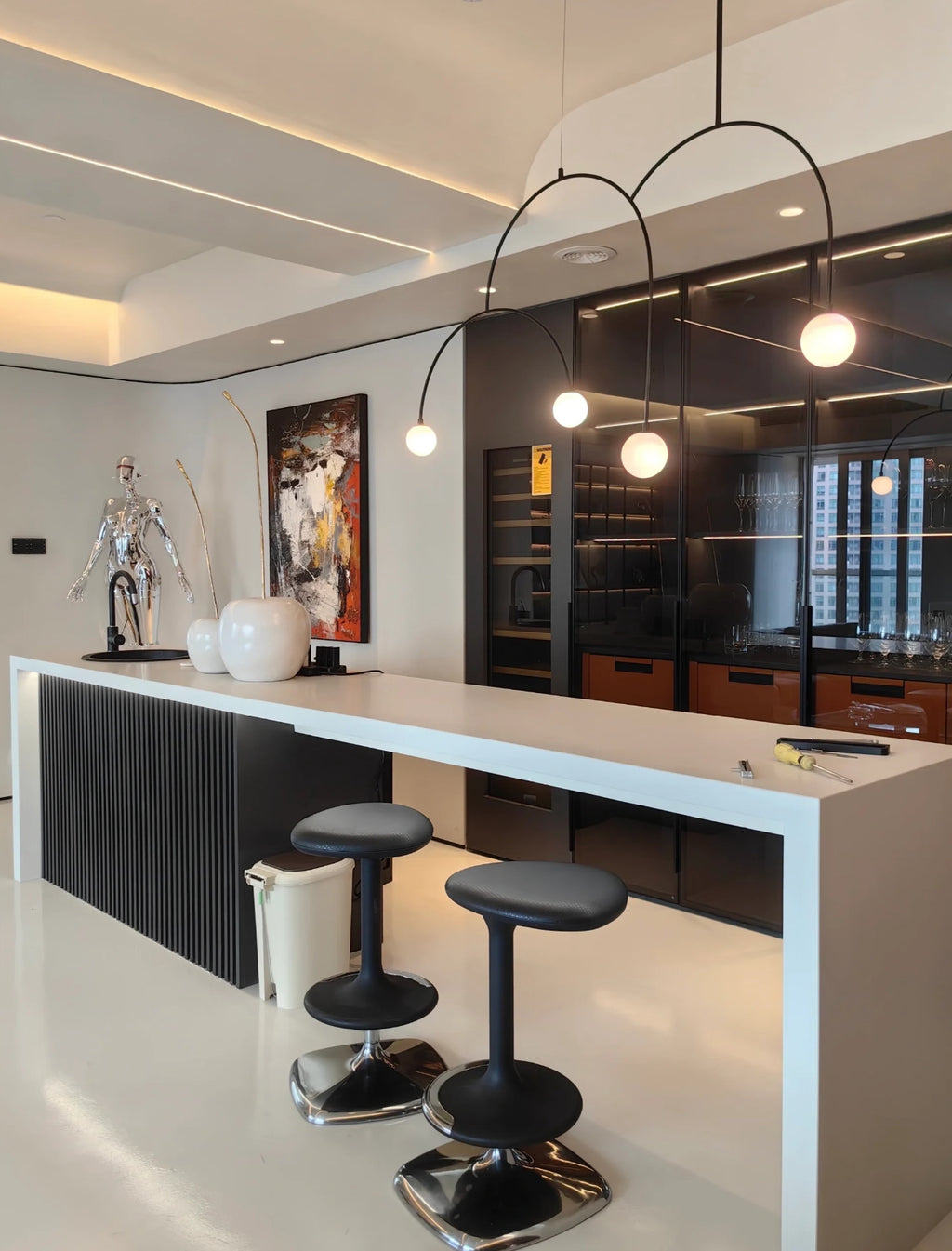 Italian flush dining island